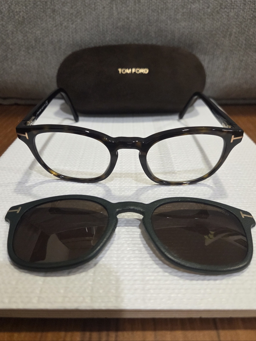 Tom Ford TF 5532-B Eyeglasses W/ Magnetic Sun-Lens Clip-on 49/21/140
